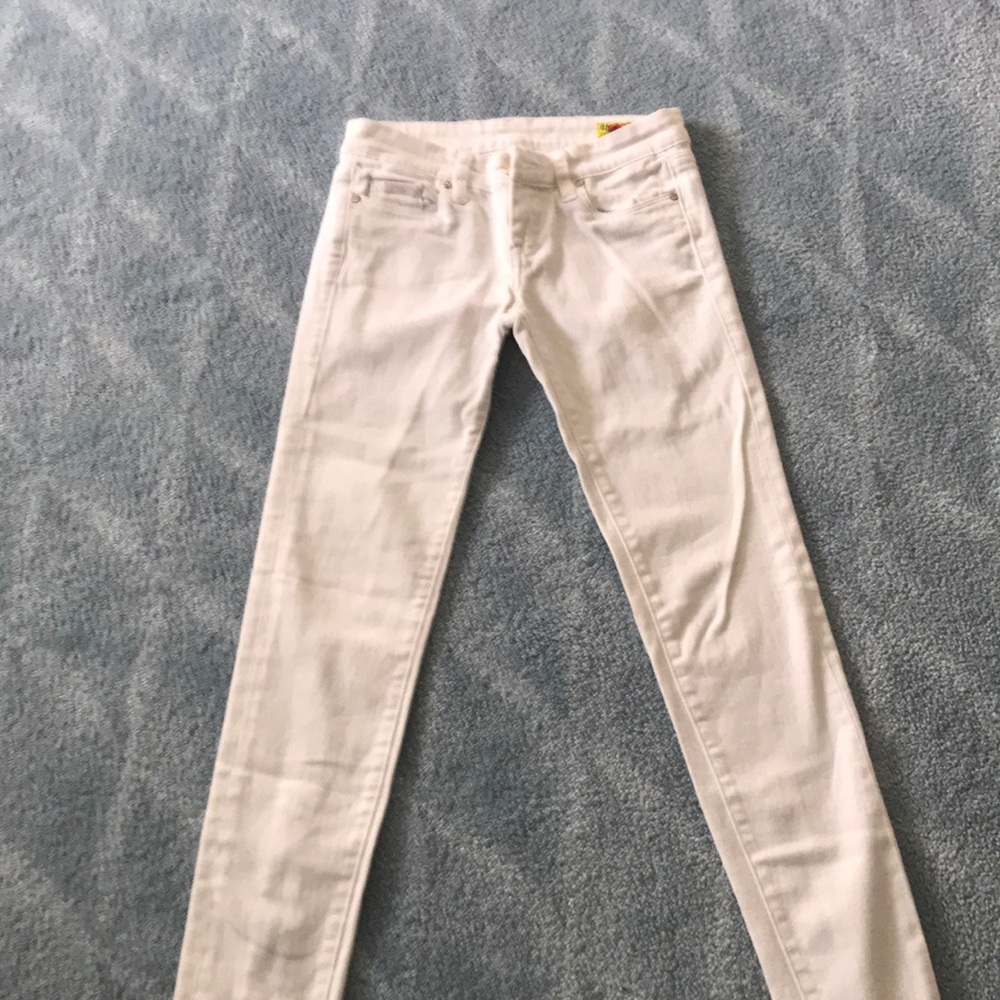 Blank white skinny jeans